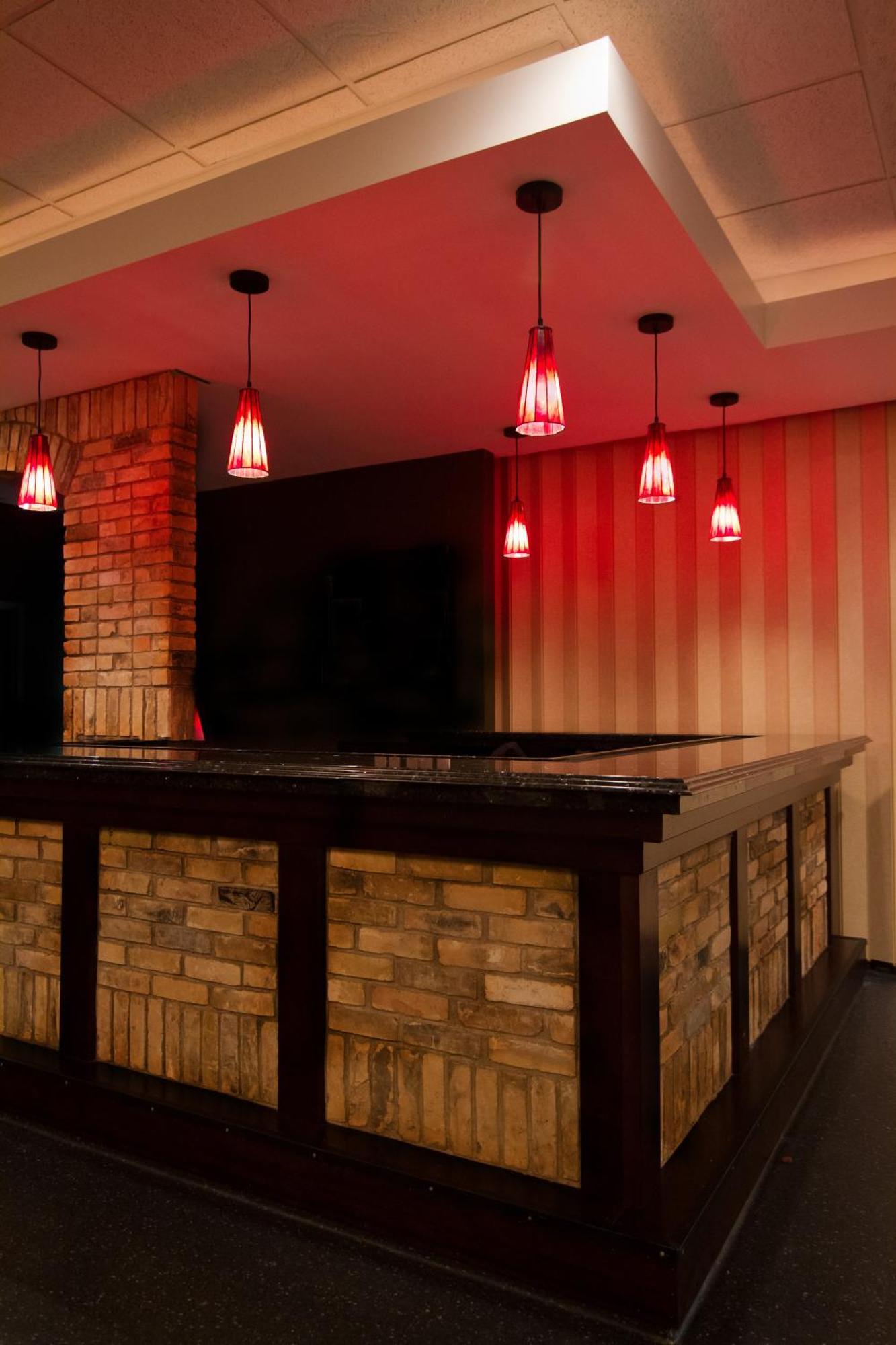 וויניפג Park West Inn מראה חיצוני תמונה